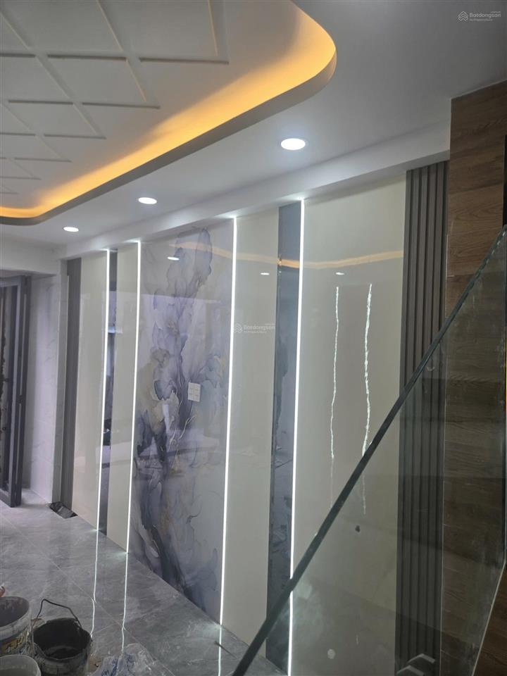 Nhà giáp quận 6 ngay bến xe miền tây