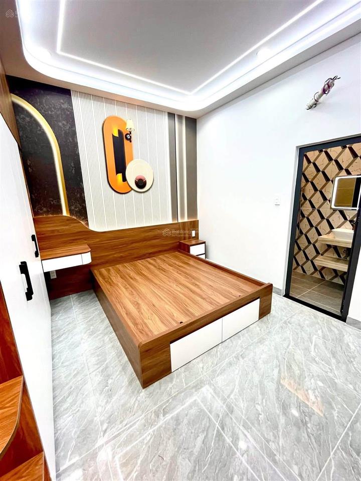 Hoa hồng 1. nhà đẹp sang trọng ở ngay