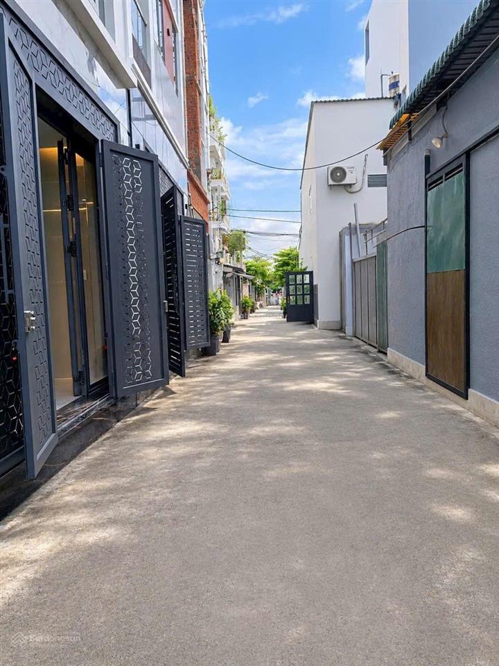 Bán nhà riêng tại hương lộ 2, 6,9 tỷ, 55m2, giá tốt, view đẹp hoa hồng 1. nhờ anh em môi giới hỗ