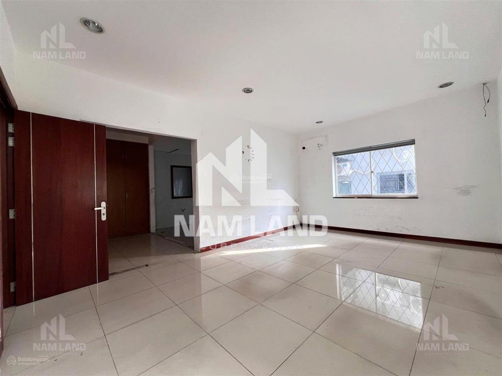 Cho thuê biệt thự 5pn, 4wc, 180m2, giá siêu hời 83 triệu tại 1/2, đường 33, an khánh, q2, hcm