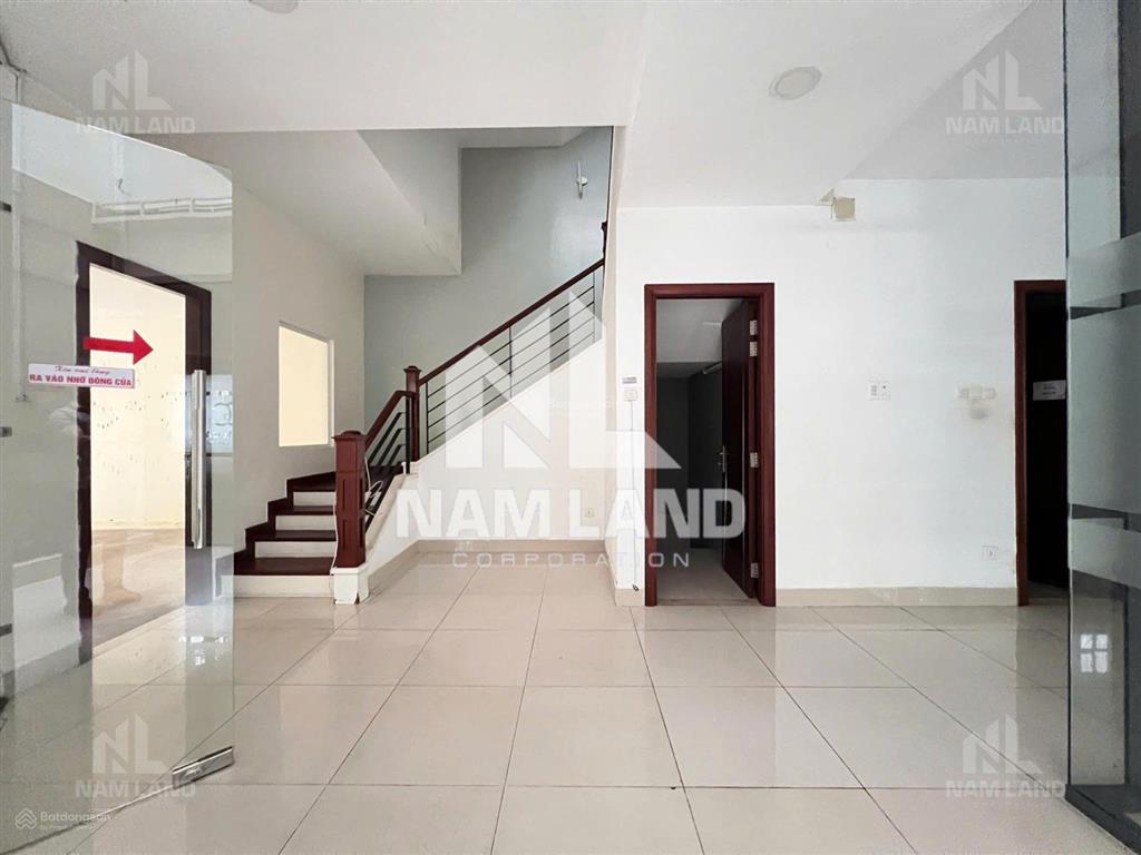 Cho thuê biệt thự 5pn, 4wc, 180m2, giá siêu hời 83 triệu tại 1/2, đường 33, an khánh, q2, hcm