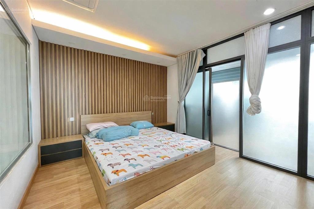 Bán căn hộ 3 pn nha trang center, 16,8 tỷ, 140m2 đẹp