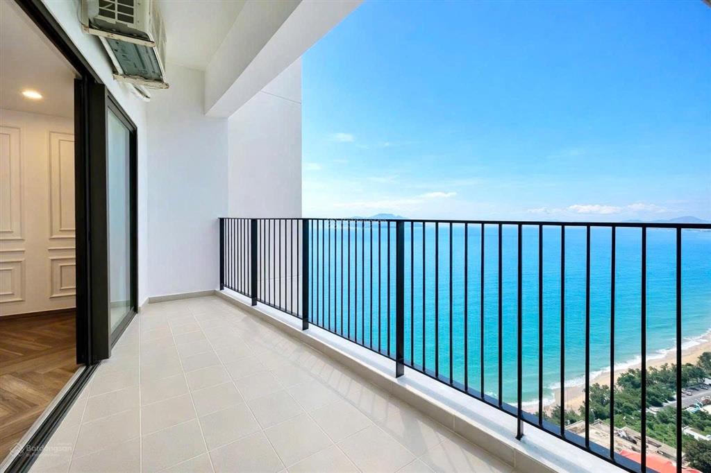 Gold coast 3 phòng ngủ view biển trung tâm nha trang