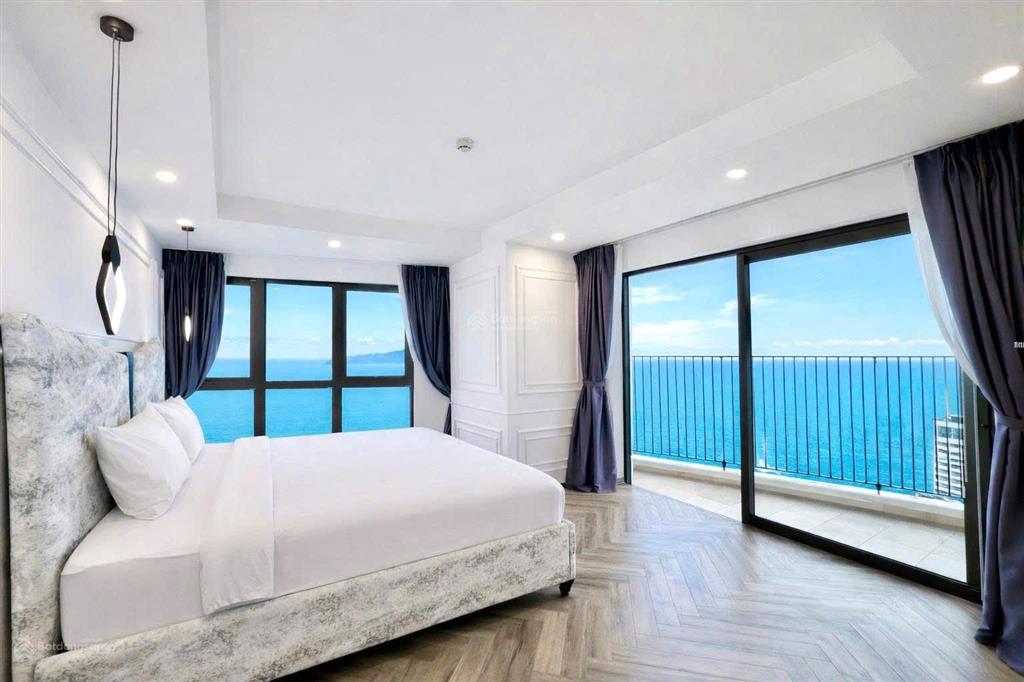 Gold coast 3 phòng ngủ view biển trung tâm nha trang