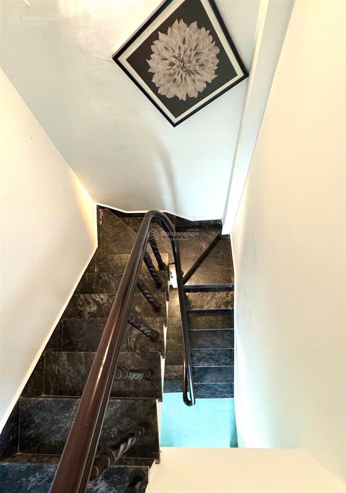 Chính chủ bán nhà 119b phương sài  trung tâm nha trang, cách biển 1km, vị trí vàng