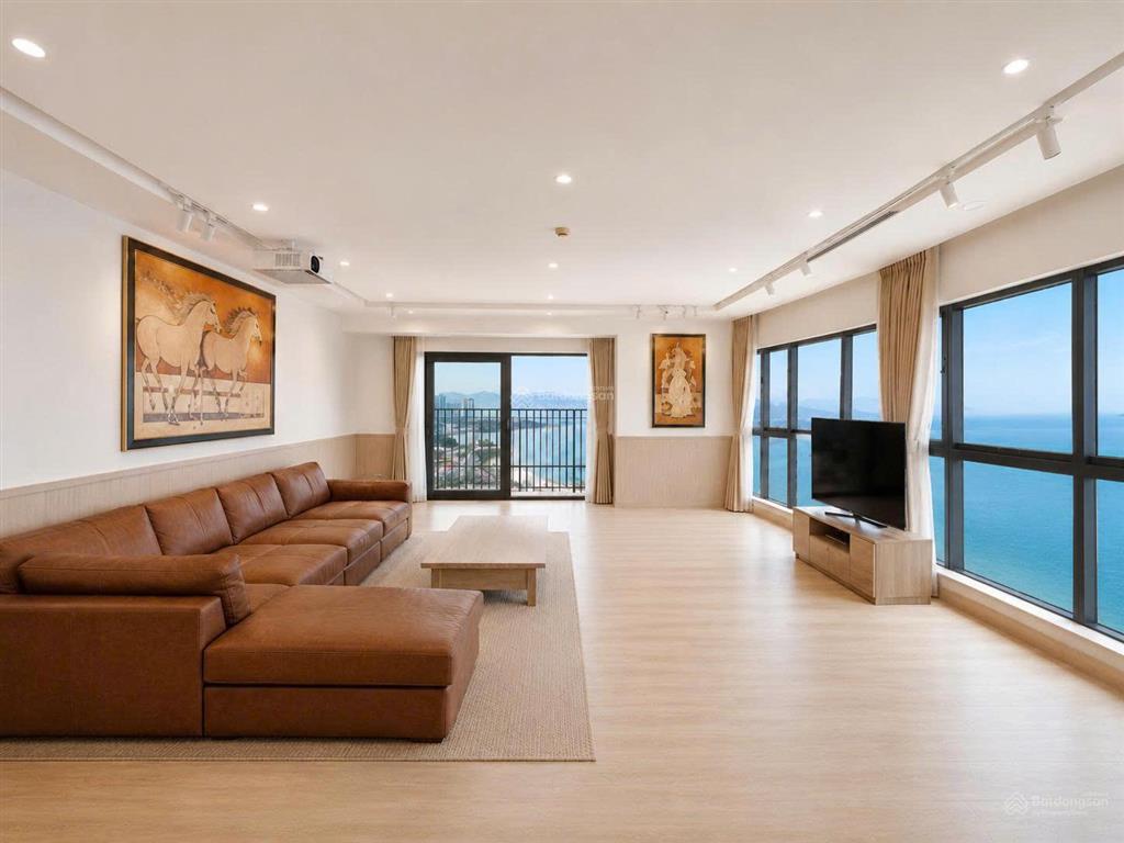 Bán căn góc tầng 29 gold coast 178.2m²  view biển toàn diện, không gian sống đẹp tòa nhà