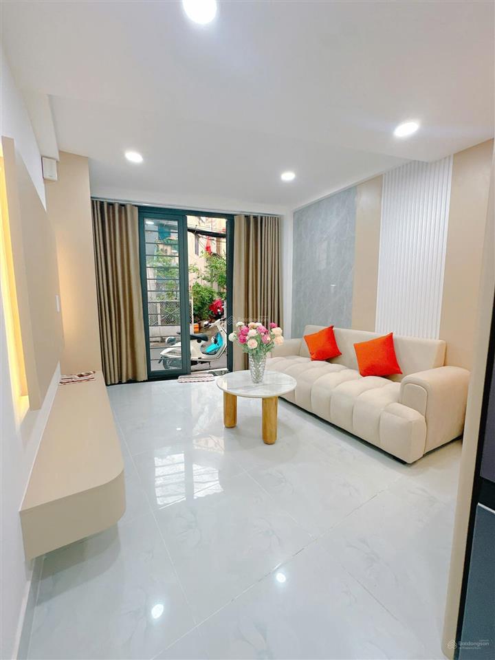 Cần bán nhà mặt tiền 46 phan tây hồ, phú nhuận