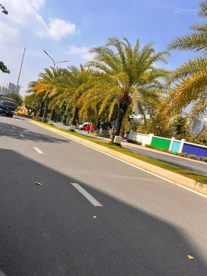 Cực hiếm! cần bán căn shophouse tuyệt đẹp đối diện trường vinschool trục nxlp vinhomes grand park