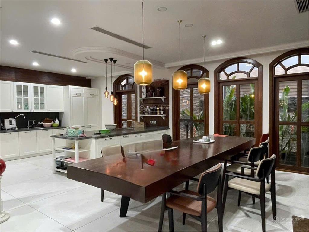 Bán biệt thự mỹ gia 2 pmh q7 dt 15x17m nhà đẹp full nt giá 85 tỷ  0938 775 *** em an