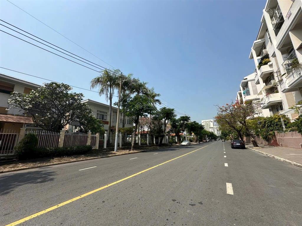Bán biệt thự mỹ tú 1 dt 396m2 vị trí siêu đẹp, hiếm, giá 145 tỷ  0938 775 *** mr an