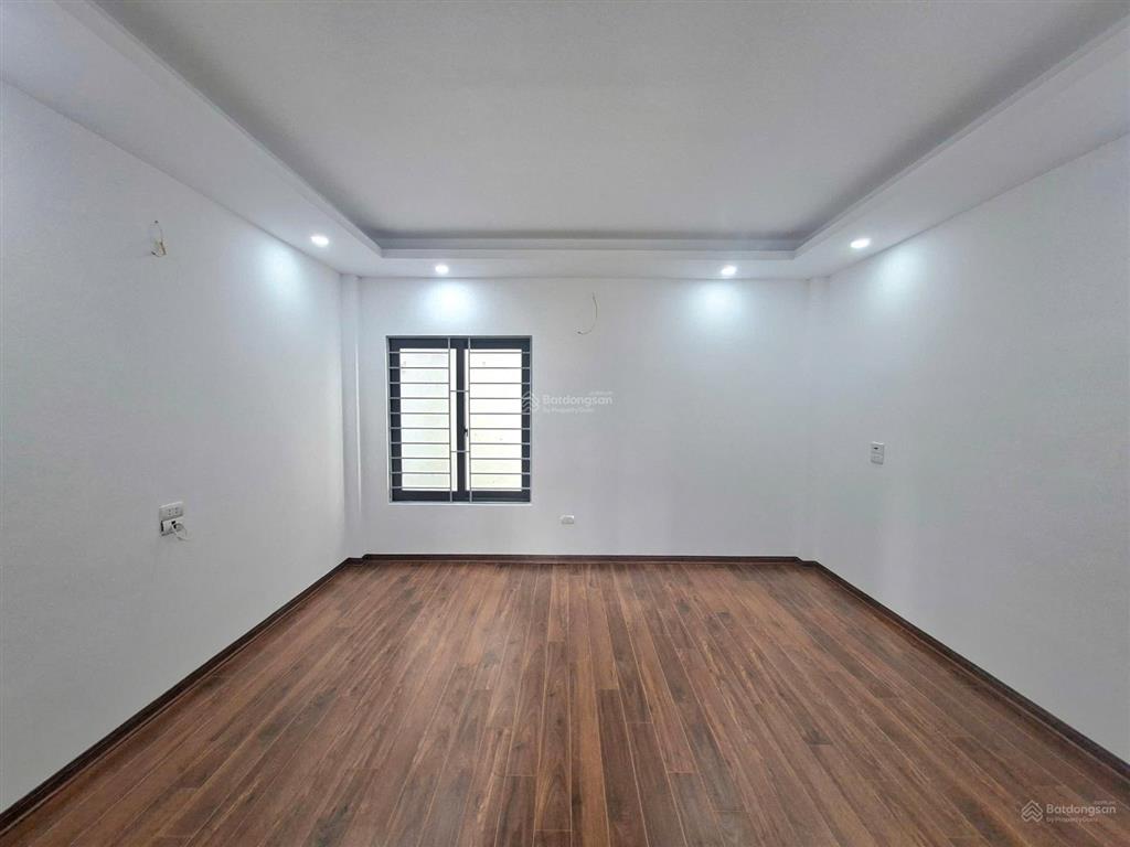 Cc bán nhà ngọc hồi  hoàng liệt 45m2 5t 2 mặt thoáng  gần bx nước ngầm  nhỉnh 7tỷ  0979 228 ***