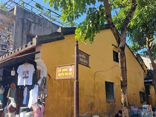 Nhà 2 tầng mt nguyễn thái học phố đi bộ hội an nhà đẹp, giá tốt.