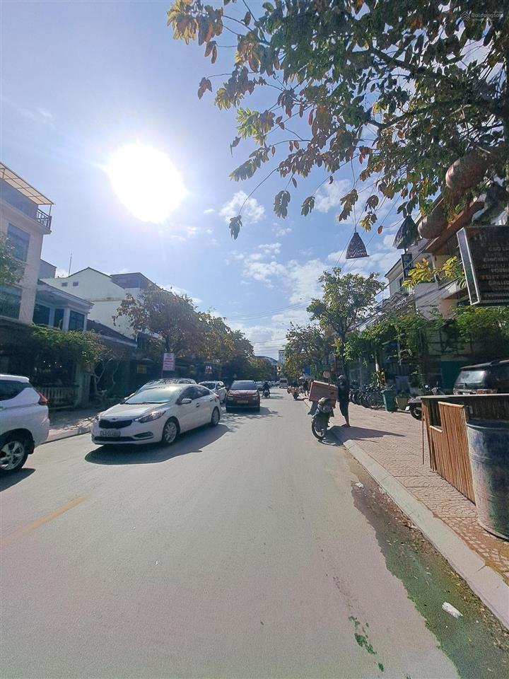 Đất 360m2 ngay quảng trường sông hoài hội an giá chỉ 65tr/m