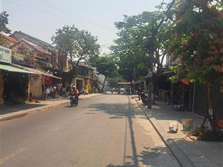 Nguyễn duy hiệu cạnh phố đi bộ ,sát bên ks hội an central