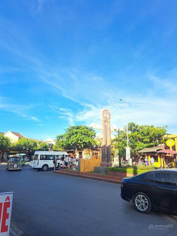 Nhà phố đi bộ hội an, mt phan châu trinh gần lê lợi