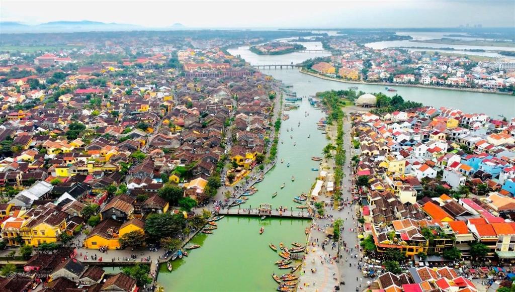 Đất mt trung tâm hội an giá chưa tới 8 tỷ, đường lê hồng phong