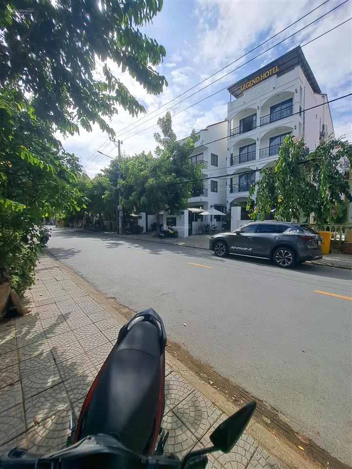 Mặt tiền 142 nguyễn tri phương, hội an view hậu sông, cách chợ hội an 700m, giá 11,2 tỷ