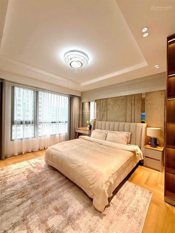 E chính chủ cần bán căn hộ times city, 10.8 tỷ vnd, 95 m2, 3pn (nội thất cao cấp 1 tỷ)