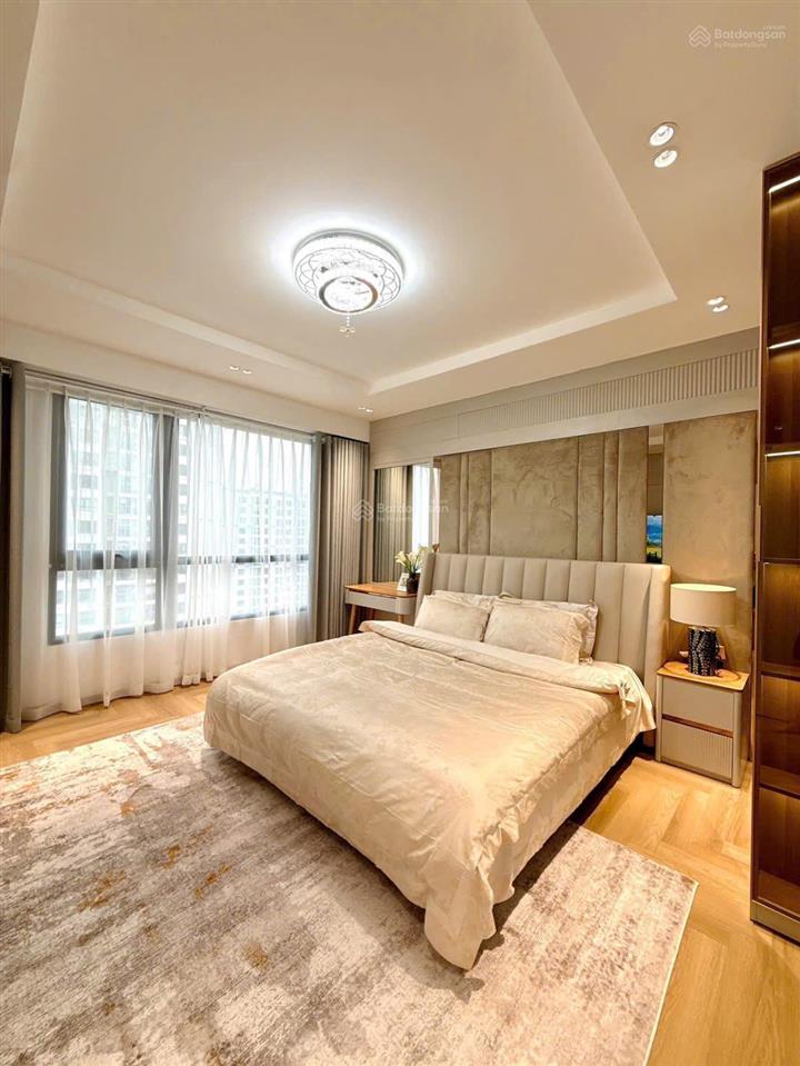 E chính chủ cần bán căn hộ times city, 10.8 tỷ vnd, 95 m2, 3pn (nội thất cao cấp 1 tỷ)