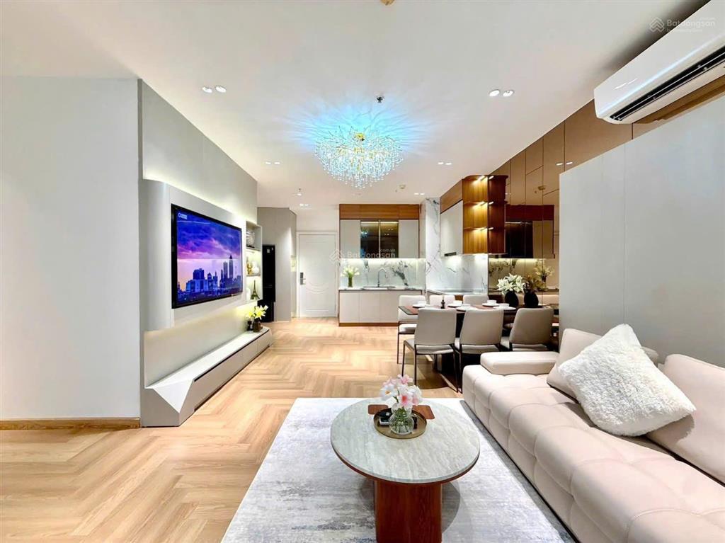 E chính chủ cần bán căn hộ times city, 10.8 tỷ vnd, 95 m2, 3pn (nội thất cao cấp 1 tỷ)