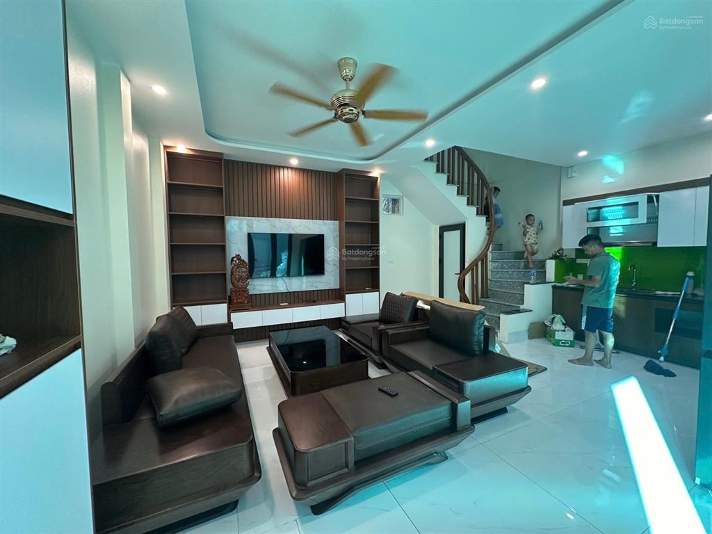 Chính chủ bán nhà cát quế full nội thất 4.x tỷ