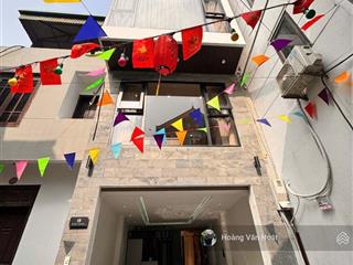 Bán nhà 52m đối diện tttm aeon mall long biên mới đẹp về ở luôn.