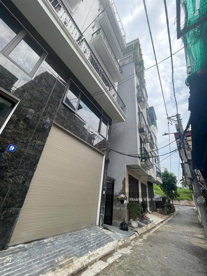 Bán nhà long biên 49m2 x 6 tầng thang máy x 3 ngủ  ô tô vào, lô góc cực thoáng