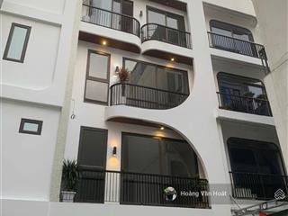 Bán nhà thạch bàn  cổ linh. gần khu đô thị garden city  ô tô đỗ cổng.  0965 858 ***