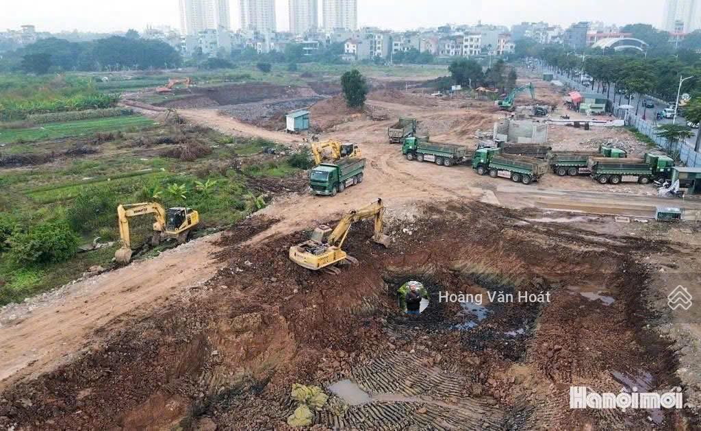 Bán nhà bát khối long biên  view công viên hồ điều hoà  vị trí cực đẹp