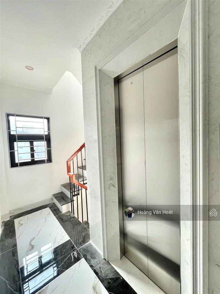 Nhà đẹp 7 tầng thang máy  kinh doanh đường ô tô tránh chỉ 10,45 tỷ