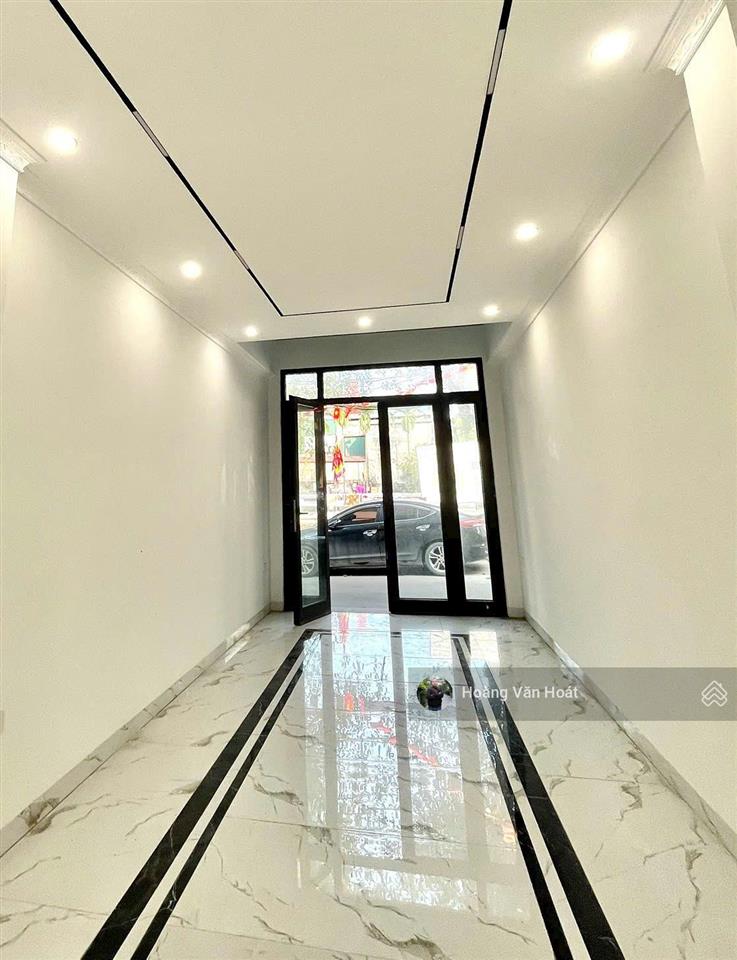 Nhà đẹp 7 tầng thang máy  kinh doanh đường ô tô tránh chỉ 10,45 tỷ