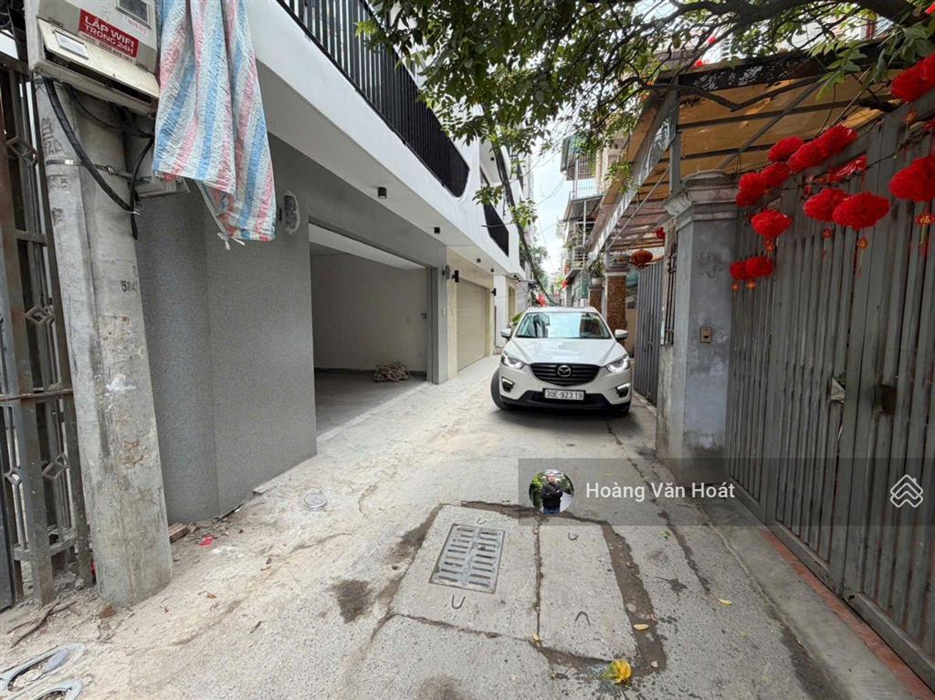 Bán nhà thạch bàn  cổ linh, lô góc 50m2 x 6 tầng thang máy  ngõ thông ô tô vào nhà