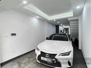 Nhà đẹp trung tâm long biên nằm giữa cầu vĩnh tuy và chương dương 57m2 x 5 tầng ô tô vào sẵn ô chờ