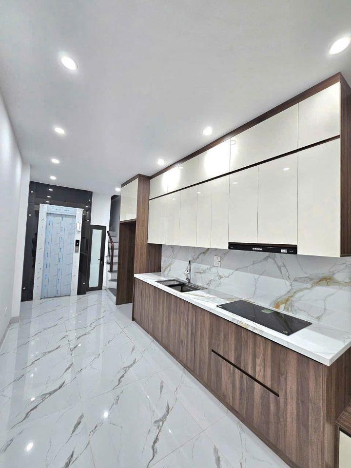 🚀 SIÊU PHẨM ĐẦU TƯ VIỆT HƯNG – 5 TẦNG THANG MÁY – FULL NỘI THẤT XỊN – GIÁ F0 CHỈ 6.5 TỶ!
