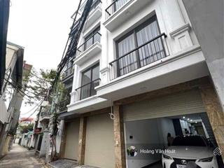 Nhà đẹp trung tâm long biên nằm giữa cầu vĩnh tuy và chương dương 57m2 x 5 tầng ô tô vào sẵn ô chờ