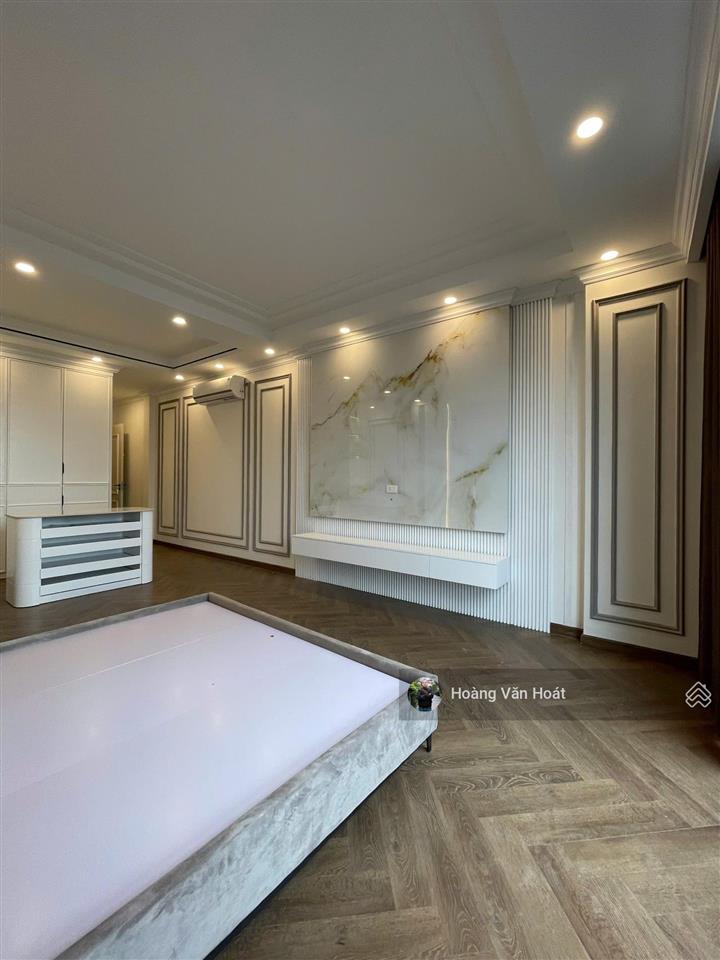 Siêu phẩm mặt phố long biên  đối diện aeon long biên  gần cầu vĩnh tuy sang phố