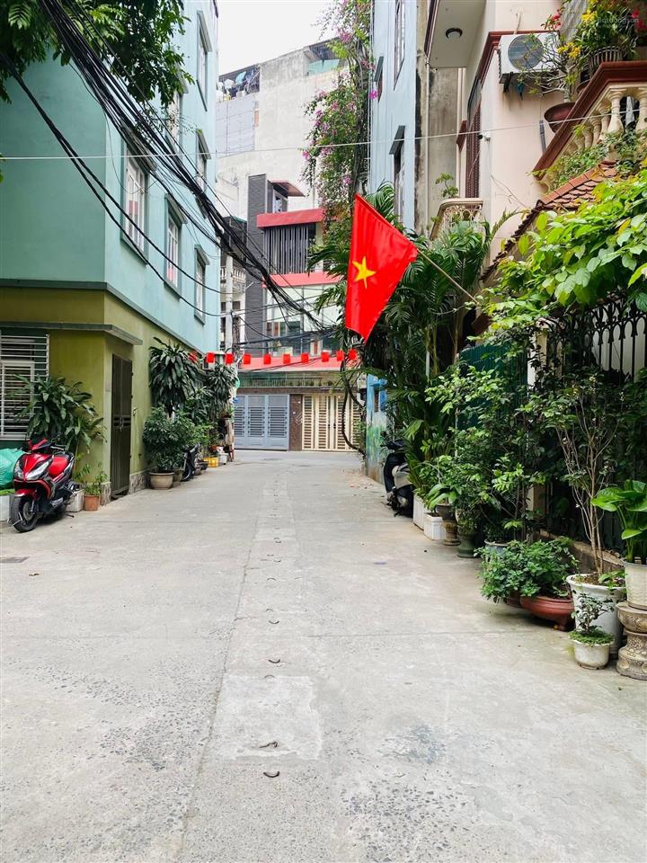 Bán nhà nguyễn ngọc nại  hoàng văn thái 3 bước ra phố mặt tiền rộng chỉ hơn 13 tỷ 0981 669 ***