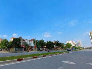 Nhà hàng vừa hết hợp đồng, cho thuê nguyên căn Biệt Thự góc mặt phố Vũ Trọng Khánh