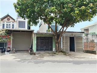 Chính chủ bán đất sẵn nhà cũ mặt đường tl 421 kinh doanh buôn bán giá chỉ 4 tỷ 350 tr