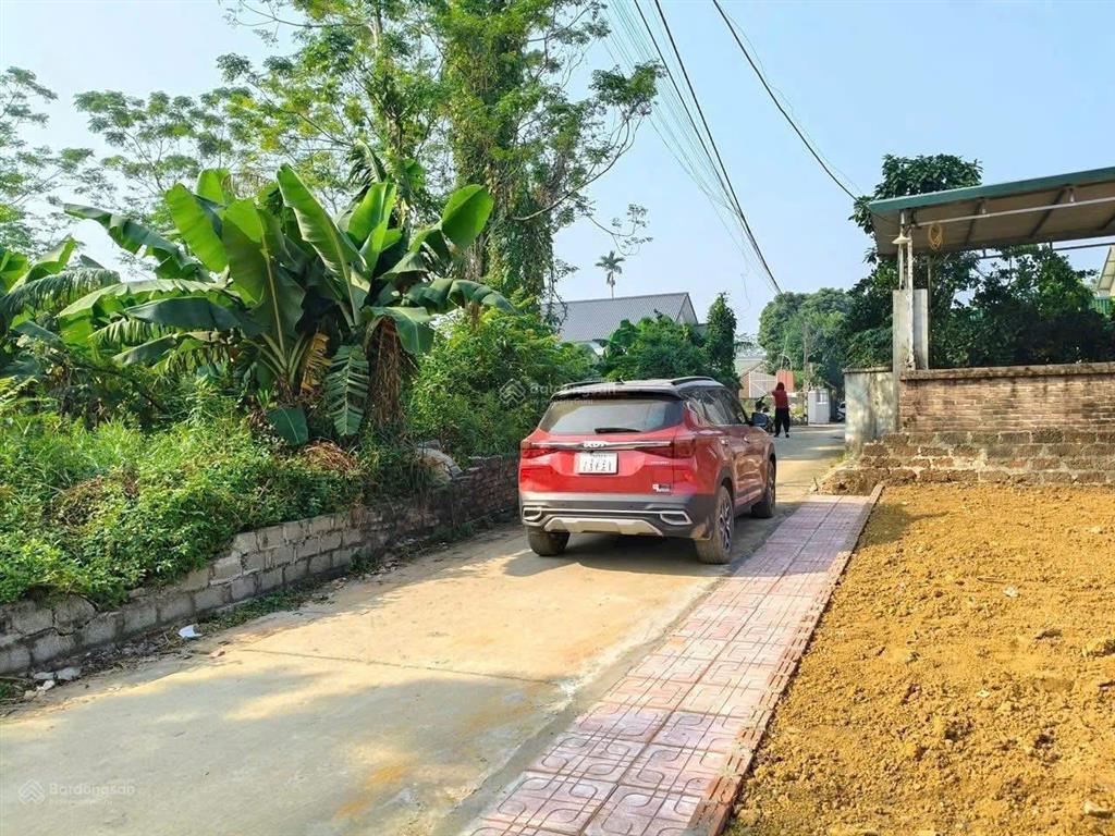 Chính chủ bán 120 mét mặt tiền 8 mét hậu 8 mét tọa lạc tại phú cát.