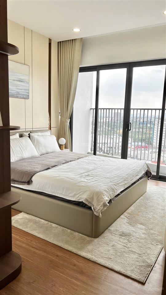 Cho thuê căn hộ 3 phòng ngủ le grand jardin sài đồng, full nội thất.
