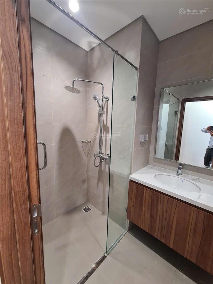 Cho thuê 1 phòng ngủ, full nội thất diamond park plaza láng hạ