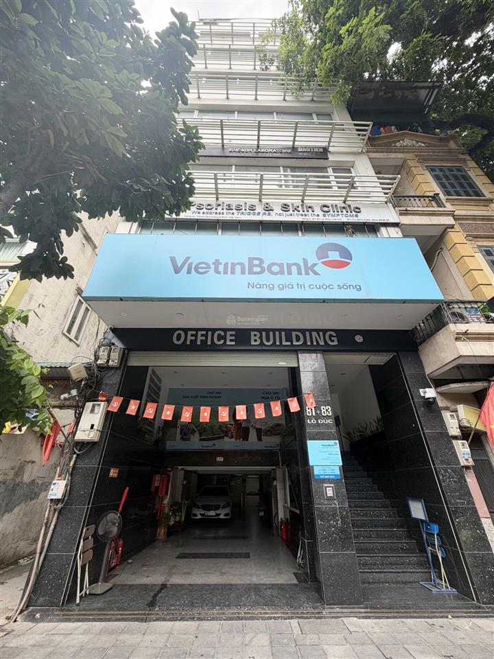 Cho thuê văn phòng dt 105m tòa nhà 81+83 lò đúc, cạnh chung cư 93 lò đúc