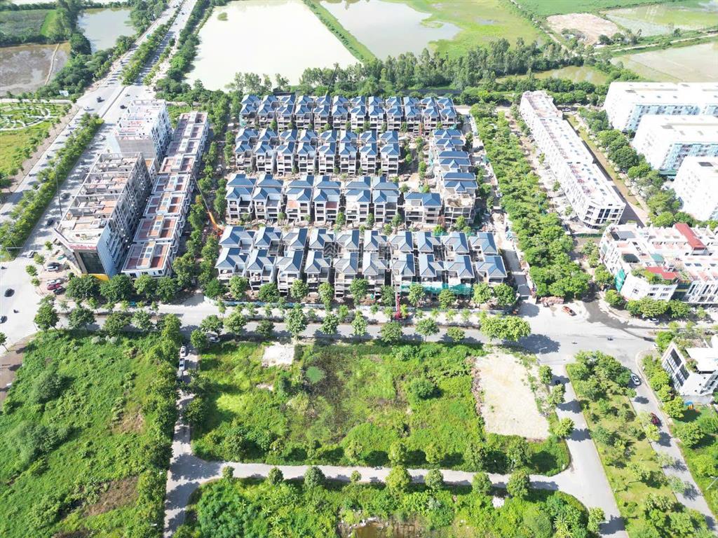 Chỉ nhỉnh 9 tỷ sở hữu lô liền kề 100m2 (5x20m) gần hồ điều hòa dự án thanh hà,  0977 503 ***