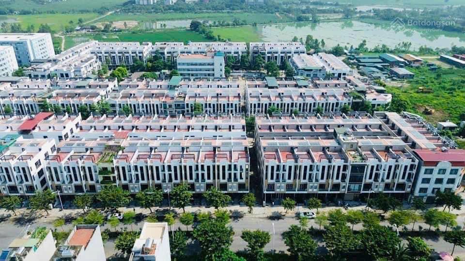 Chỉ nhỉnh 9 tỷ sở hữu lô liền kề 100m2 (5x20m) gần hồ điều hòa dự án thanh hà,  0977 503 ***