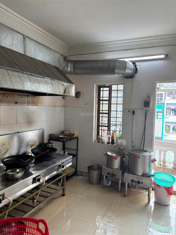Cho thuê nhà nguyên căn mặt phố số 75, trần quốc hoàn, cầu giấy phù hợp làm kinh doanh