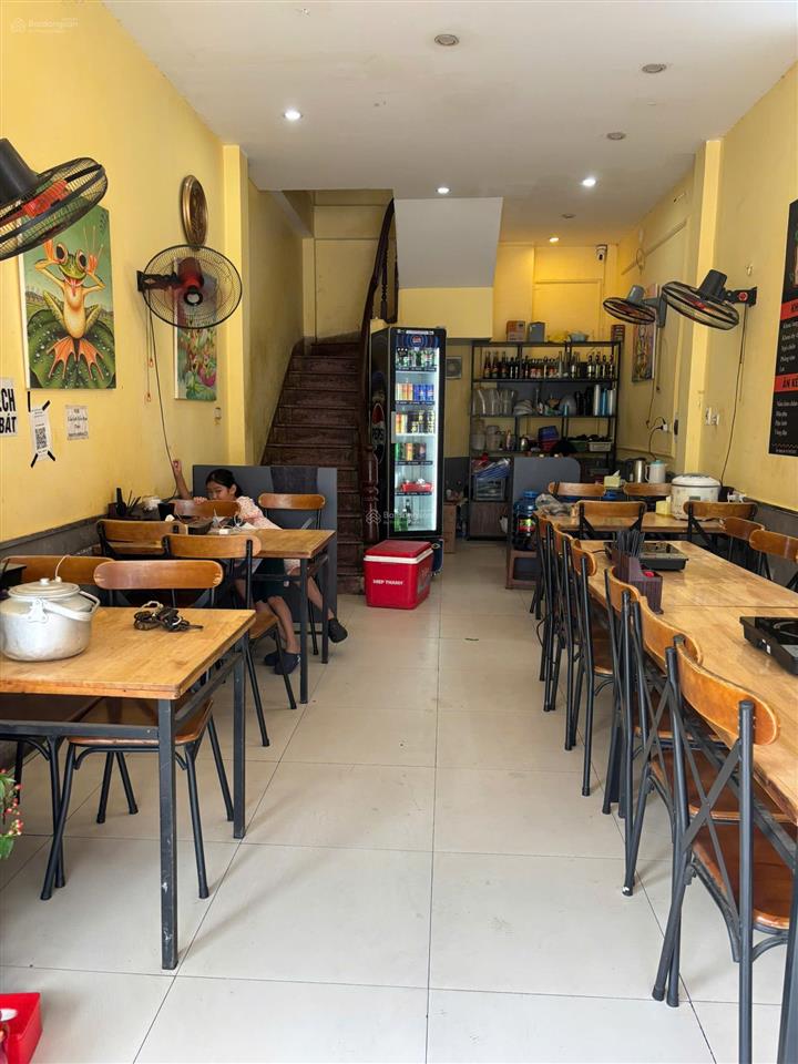 Cho thuê nhà nguyên căn mặt phố số 75, trần quốc hoàn, cầu giấy phù hợp làm kinh doanh