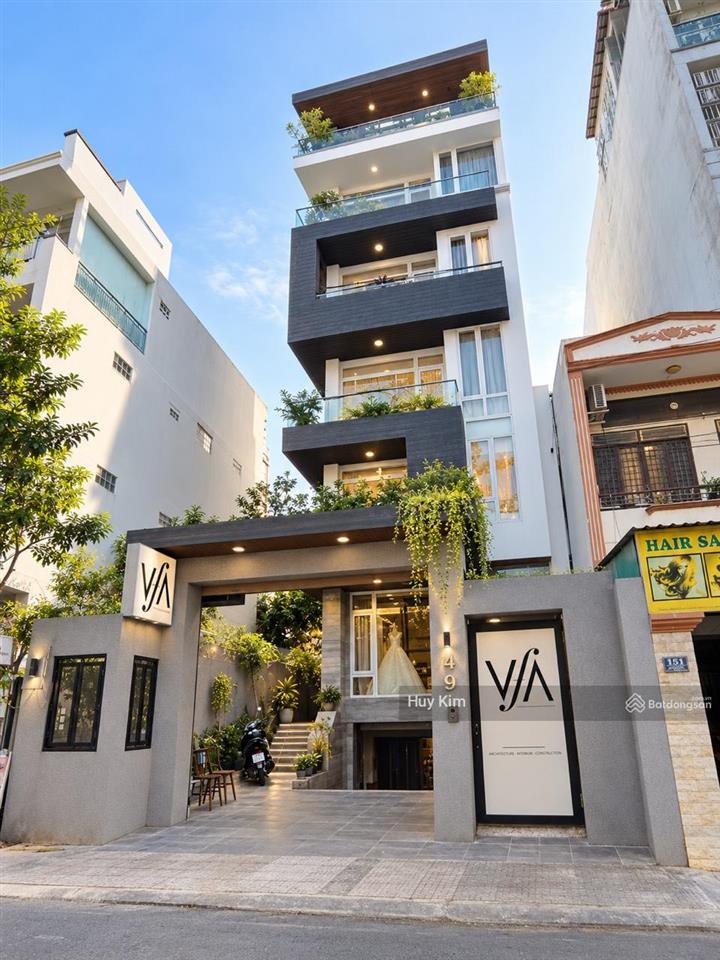 Bán tòa nhà hầm 7t mt 149 nguyễn cửu vân, p.17, bình thạnh (8x25m  200m2), hđt 110tr/th, 63 tỷ