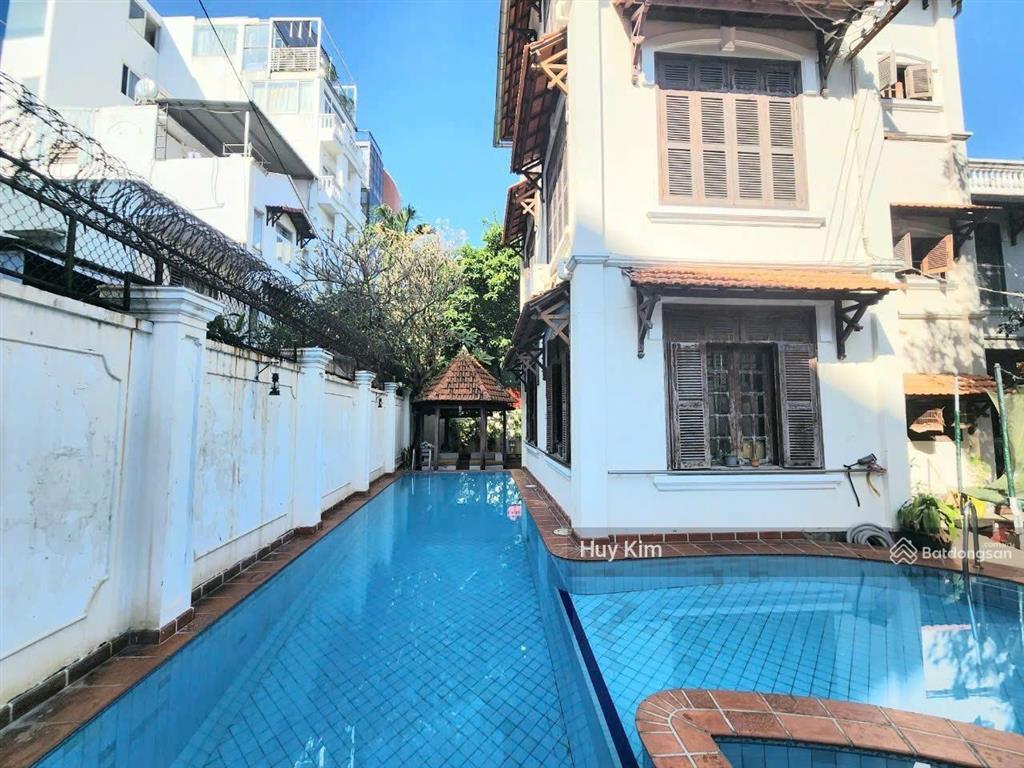 Bán biệt thự pháp góc 2mt 115/4 trần quốc thảo, q.3 (26x20m  344m2, hồ bơi), hđt $15.000/th