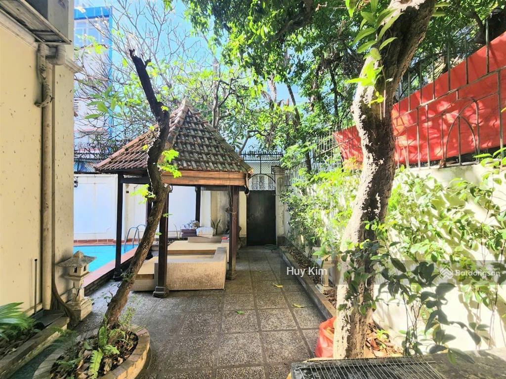 Bán biệt thự pháp góc 2mt 115/4 trần quốc thảo, q.3 (26x20m  344m2, hồ bơi), hđt $15.000/th